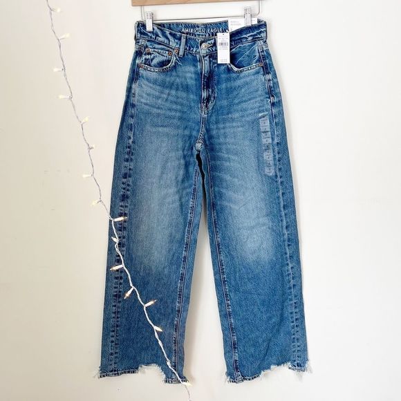 American Eagle Outfitters Denim - NWT American Eagle Super High Waisted Baggy Wide Leg Jeans